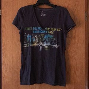 American Eagle V-neck t-shirt
